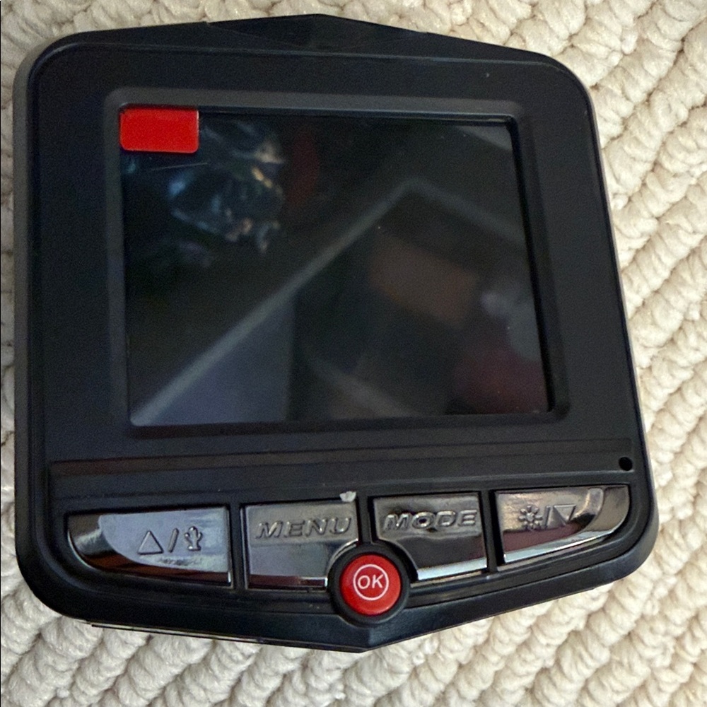 Ash On-Dash Camera with Night Vision - Black - Picture 8 of 8